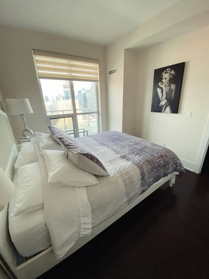 Apartamento Luxury Condo On Cn Tower Toronto