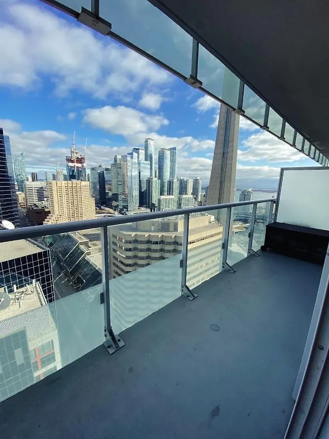 Luxury Condo On Cn Tower Toronto 0*,  Kanada