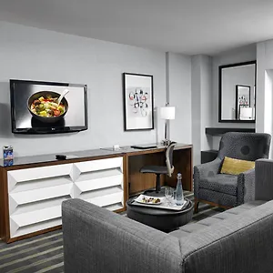 https://hotel-arts.calgaryhotelsearch.com